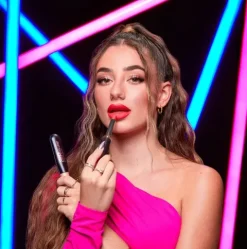 L'Oreal Paris Color Riche Volume Puro Power Lola Lolita