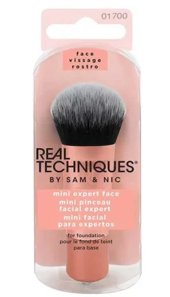 Real Techniques Mini Expert Face Brush