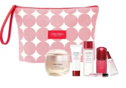 Shiseido Benefiance Wrinkle Smoothing Cream Cofre